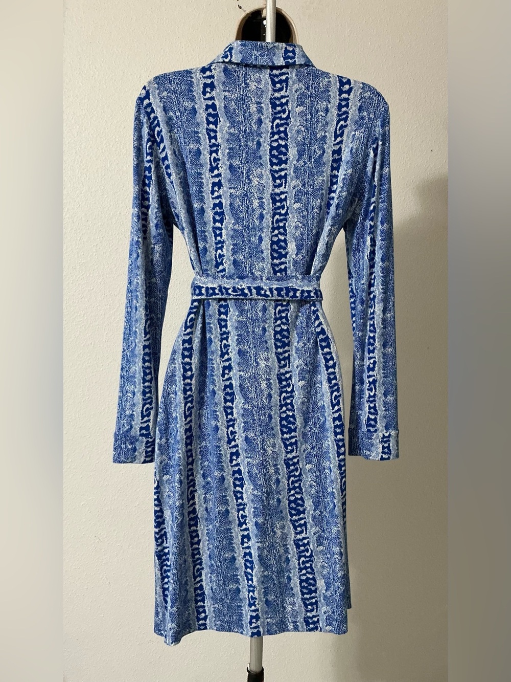 DVF Jeanne Wrap Dress Jersey Snake Print Long Sleeve Collared Stretch - Picture 4 of 16